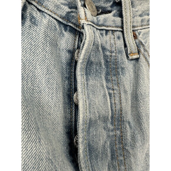 Levi’s Premium 501 S straigh Jean in Light Wash Size 26 Rip & Distress raw hem - Picture 4 of 14